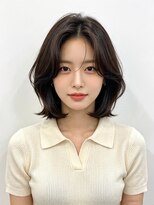 エイチ ウルフカット 大阪梅田(811)&nbsp;バタフライカット韓国風前髮くびれショートくるみちゃんヘア50代