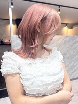 ヴィア 京都烏丸(Via)&nbsp;ピンクベージュ/ペールピンク/レイヤーカット/ボブ/ブリーチ