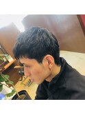 くせ毛を活かしたショートスタイル