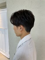 カモン(CAMON) センターパート×刈り上げ×ニュアンスパーマ