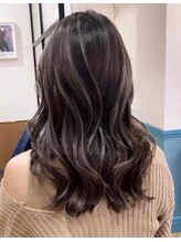 この秋冬にピッタリ【グレージュ】大人気寒色系カラー☆赤みを消した透明感カラー＊透け暗髪に/心斎橋/韓国
