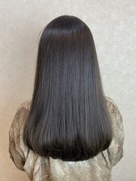 キュオンシア(CUEON. ciea) 美髪ロング×グレージュカラー