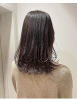 アリーズ シブヤ(ALLYS shibuya)&nbsp;レイヤースタイル　ブラウンベージュ　外ハネ