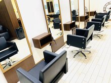 ヘア リボン(HAIR Re:BORN)の雰囲気（住宅街にあるアットホームなお店★）