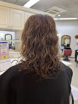 ヘアーデザインロアール(HairDesign  LOIRE) ミディアムパーマ