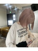ピンクベージュカラー...