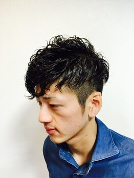 バーバーヘアーウォール(barber hair WALL)の写真/【大元】【ON/OFFキマる】トレンドに敏感なオシャレメンズに人気のサロンで“第一印象UP”が叶う！