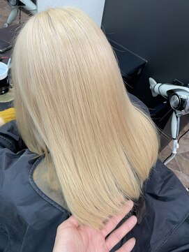 ヘアースマイルクー(HAIR SMILE COEUR) 【COEUR/TOMOYA】ホワイトブロンド♪