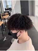 ツイストスパイラルパーマ刈り上げツーブロックメンズマッシュ