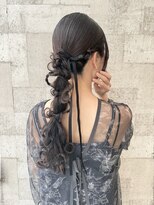 アムールマヤ タイト＆カーリー編みおろしヘアアレンジ