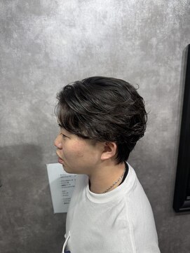 スピン 本八幡(SPIN) スペインカール/スパイキーショート/ブルーブラック/本八幡