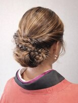 キリ 逗子(kiri) 逗子葉山くるりんぱ編み込み後れ毛まとめ髪ヘアセット結婚式Y72