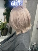 ピンクシルバーボブレイヤー毛流れナチュラルヘア