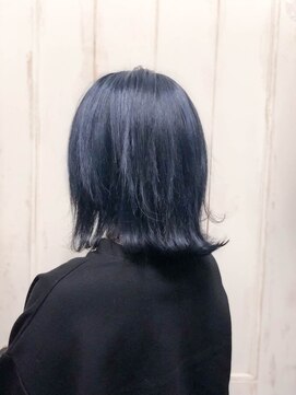 ヘアスペース リズム グリーン(Hair space Rizm green) ネイビーブルー