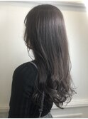 モノトーンアッシュ ゆるめのシルエット