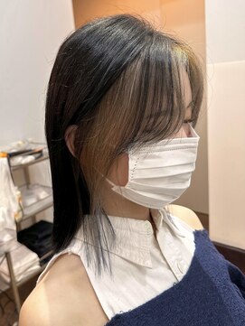 ロイド(Royd.) 切りっぱなしボブロブヘアーイヤリングカラーベージュブリーチ
