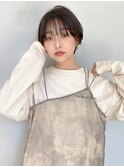 イメチェン似合わせカットフルバングが可愛いふんわりショート