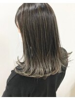 リンク(Link)&nbsp;【Link】透明感のあるグレージュカラー/ハイライト/白髪ぼかし