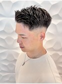 フェード/アップバング/短髪/ショート/ビジネス/バーバー