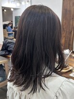 ファルベ(Farbe) 顔まわり/前髪/外ハネ/レイヤー/ワンカール/ブラウン