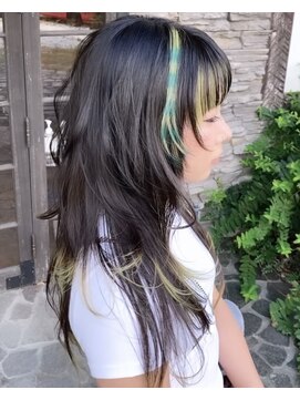 ルプラ ガーデン(le-pla garden) レイヤーカット#フェイスレイヤー#ダブルカラー#グリーン#豊橋