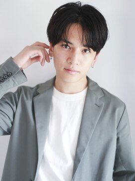 スタートウキョウ 渋谷(STAR TOKYO) 20代30代40代メンズビジネスツーブロックアッシュブラック