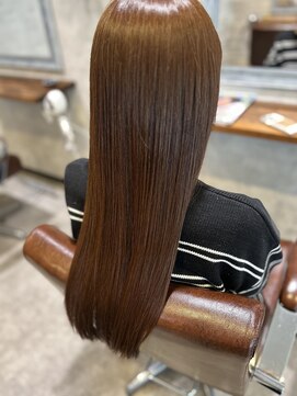 エスト(est) M3D艶髪ロングストレート　ブラウン　【新宿/髪質改善】