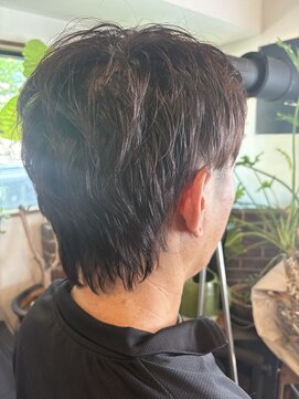 ハディーカヘアー(Hadeeca hair) 【hadeeca hair】刈り上げウルフ×ボルドーカラー