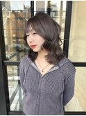 透明感のあるシルバーグレージュ×ザクザクレイヤー