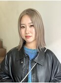 ハイトーン切りっぱなしショートボブミルクティーピンクベージュ