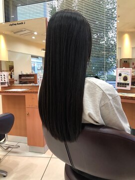 サロン ド ジュン 伊勢崎店 髪質に合わせたパーソナルな縮毛矯正