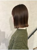 ピンクベージュ系切りっぱなしボブ