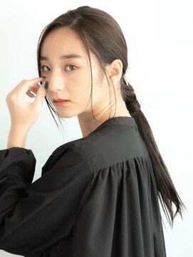 ヘアーサロン ラフリジー(Loufreasy) モードな二次会！ポニーテールのフィッシュボーンヘアアレンジ