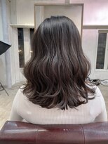 アリー 原宿 表参道(ALLY)&nbsp;【ALLY 濱田】ブリーチ無しアッシュグレー × レイヤー20代/30代