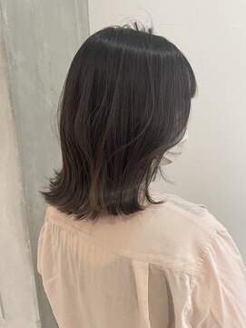 ヨーク(YOKE) 【 YOKE 】ミディアムロブ結べるボブラベンダーブラウンくびれ