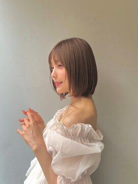 フュー 新小岩(few.) 黒髪/グレーベージュ/レイヤーロング/前髪パーマ[新小岩駅]