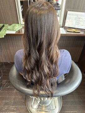 髪の美院 シャルマン ビューティー クリニック(Charmant Beauty Clinic) グレージュ