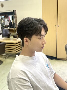 ゼスト 吉祥寺店(ZEST) センターパート カルマパーマ 韓国ヘア 吉祥寺 島田優斗