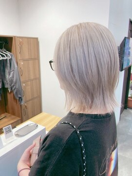 オーシー 四ツ井店(O'sea) White color