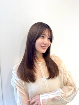 コンフィー(comfy) 『サザワ』フェザーパーマチェリーブラウンミニウルフ