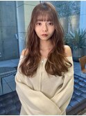 アッシュベージュ　透明感カラー　レイヤーカット
