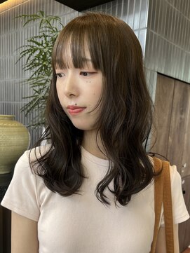 ノード(NODE) 栄小顔レイヤーオリーブグレージュ　ダブルカラー