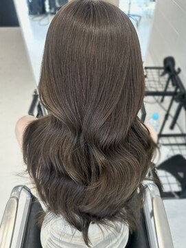 ココ 原宿(KOKO) M黒髪小顔ヘアオリーブグレー艶髪クラゲヘアーココアベージュ