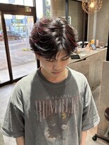 ムード カナザワ(mood kanazawa)&nbsp;フェザーショート/センターパート/レッドハイライト