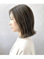 ウィールール 白石店(WE RULE)&nbsp;透明感グレージュ×外ハネ切りっぱなし　ミディボブ