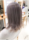 カット＋ミルクティーグレージュブリーチ透明感カラー　da411