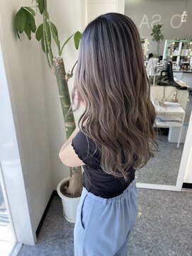 美容室 サワコ 国府店(SAWAKO) シャドウルーツ【ホワイトベージュ】