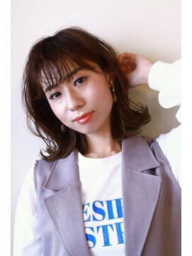 スピガ(SPIGA) 外はねミディアム