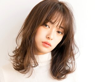 サボン ヘア デザイン カーザ(savon hair design casa+)の写真/再現性◎コテでは作れないゆるふわウェーブでラク可愛♪くしゅっと揉みこむだけで扱いやすい自然なカールに