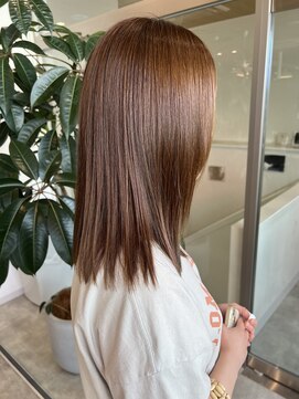 ビスポーク(BESPOKE) 髪質改善肩ラインミルクティベージュ透明感